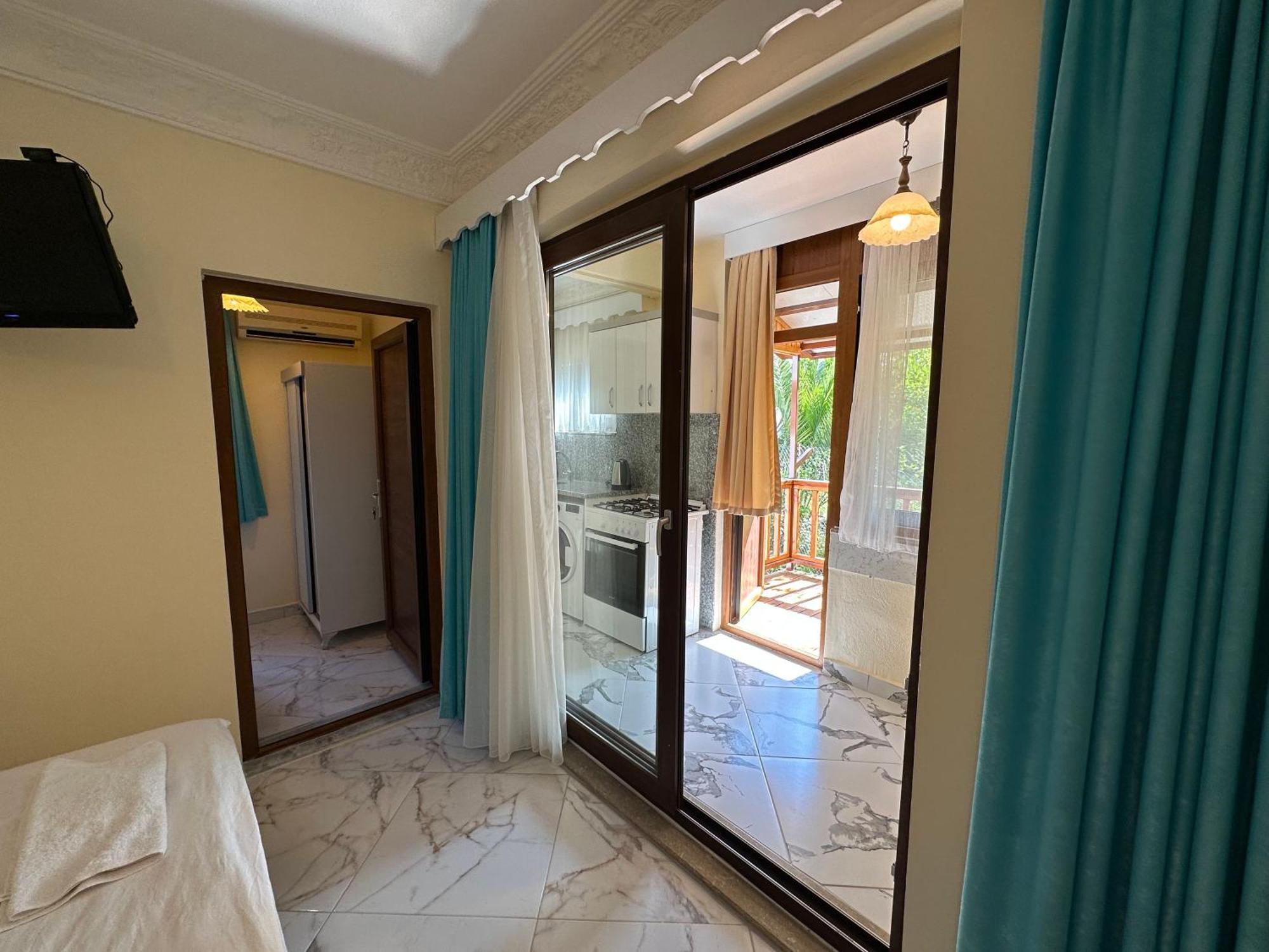 Palm Konak Hotel Çıralı Eksteriør billede